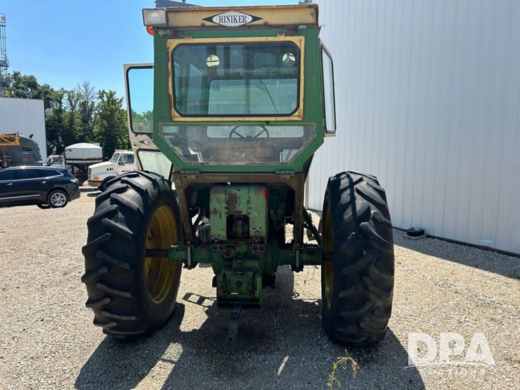 john-deere-3020-image-4