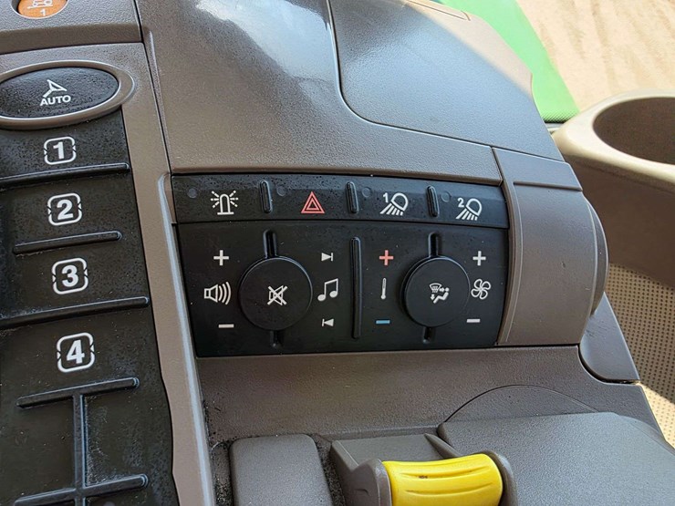 2021-john-deere-9570rx-image-116