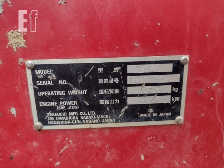 2018-takeuchi-tb260-image-5