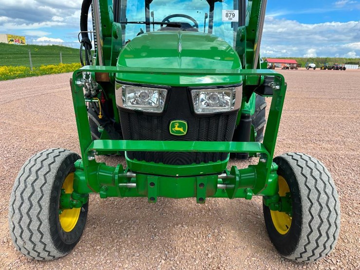 2020-john-deere-5075e-image-41