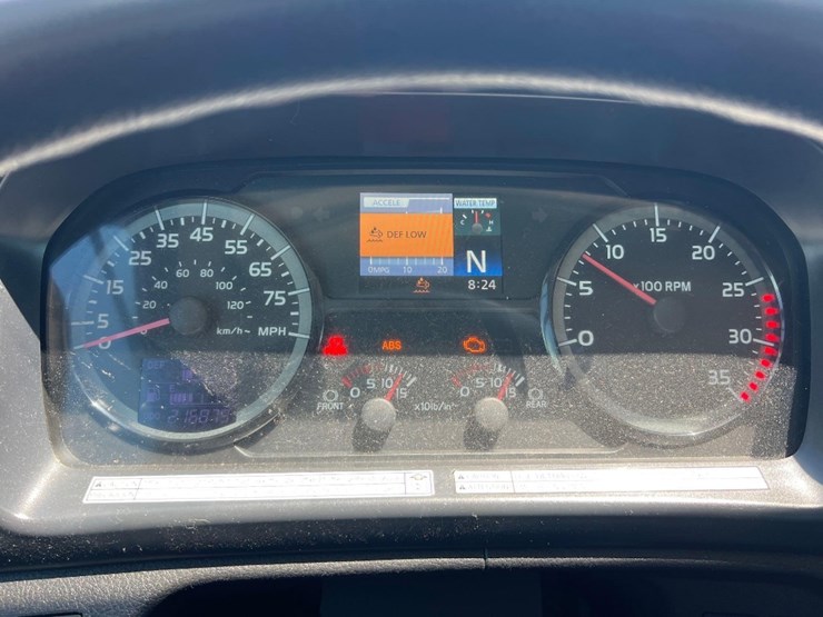 2018-hino-258-image-32