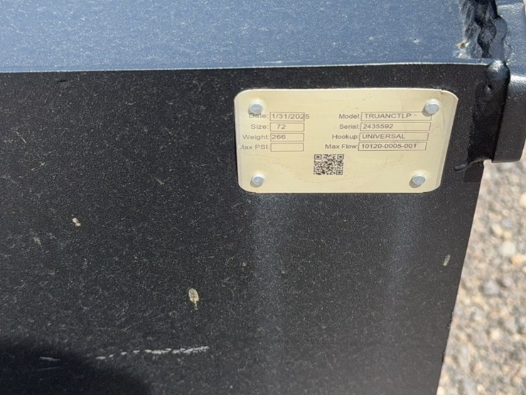 #2057-•-trubilt-72"-skid-steer-smooth-bucket-image-4