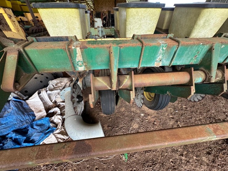john-deere-7000-image-2