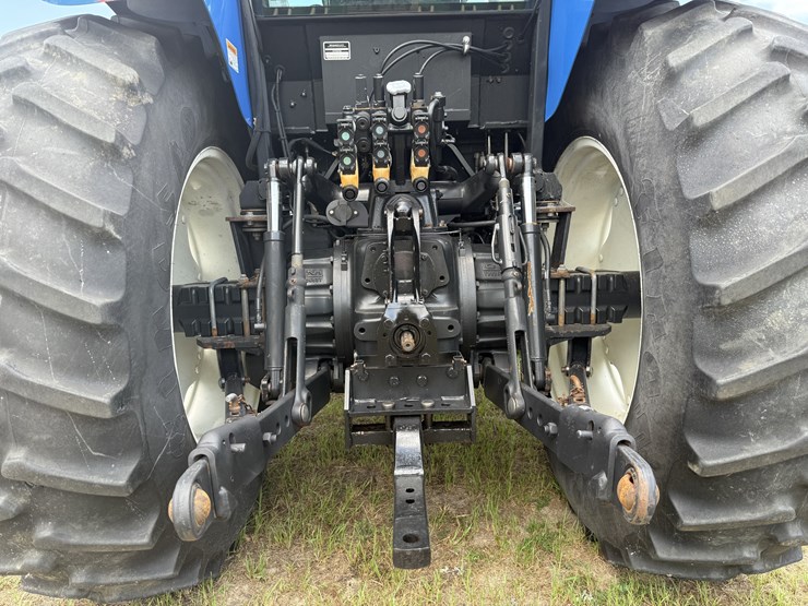 new-holland-ts6.140-image-8