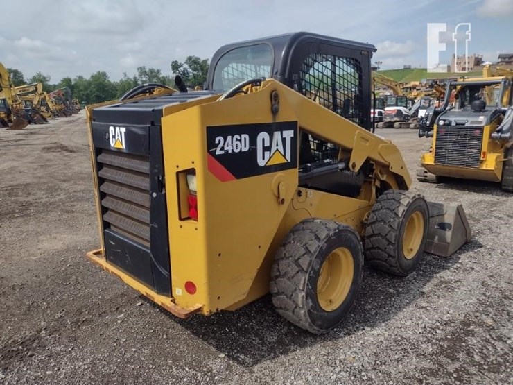 2018-caterpillar-246d-image-28
