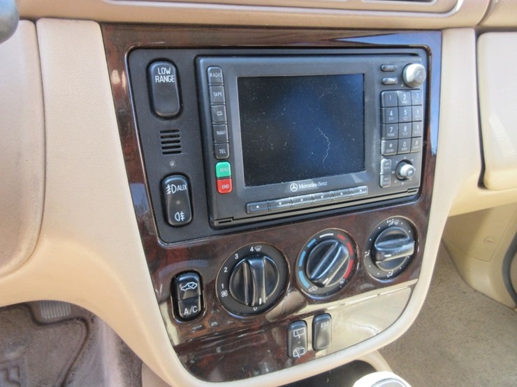 2001-mercedes-benz-ml320-image-11