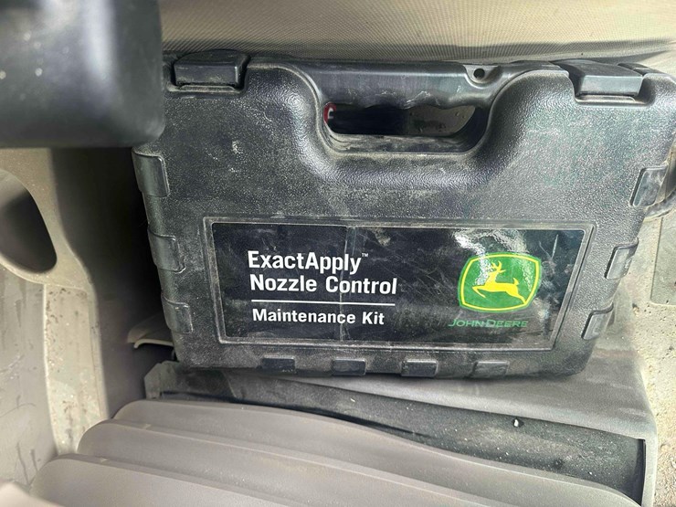 2018-john-deere-r4045-image-48