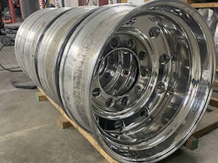 (4)-alcoa-truck-rims-(lt1367)-image-4