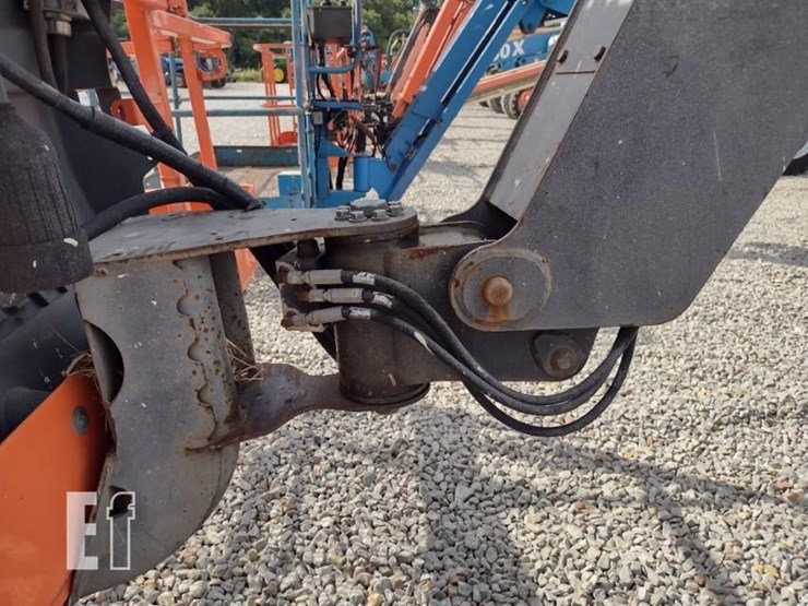 2009-jlg-800a-image-25