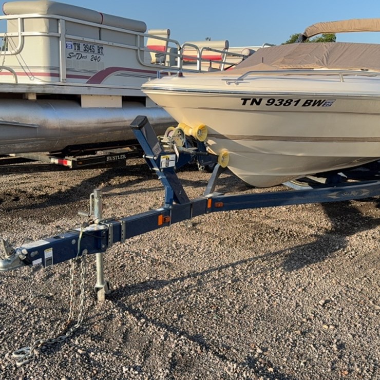 #3058 • 1994 20' SEA RAY SIGNATURE SELECT 200 BOAT