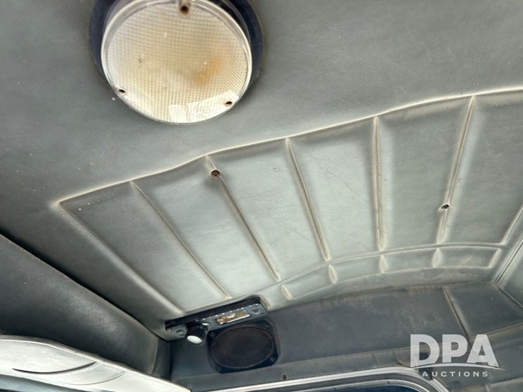 1998-peterbilt-378-image-53