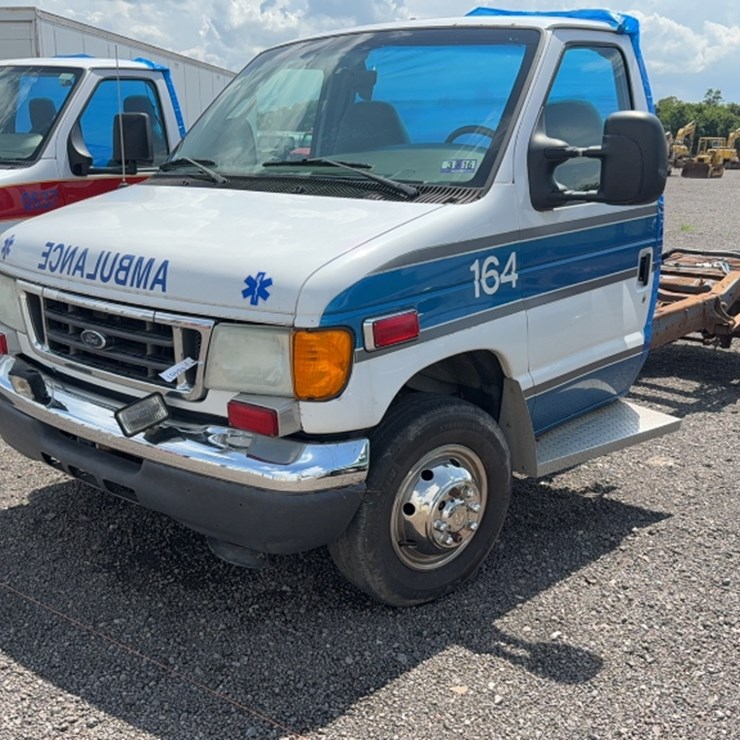 2006 FORD E450