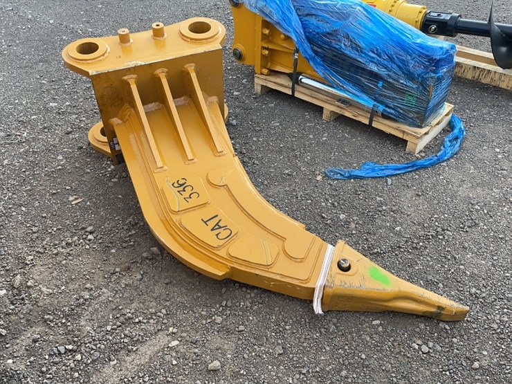 2020-caterpillar-336-image-2