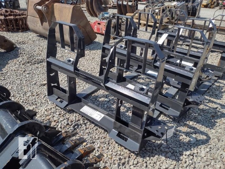 heavy-duty-bobcat-forks-image-1