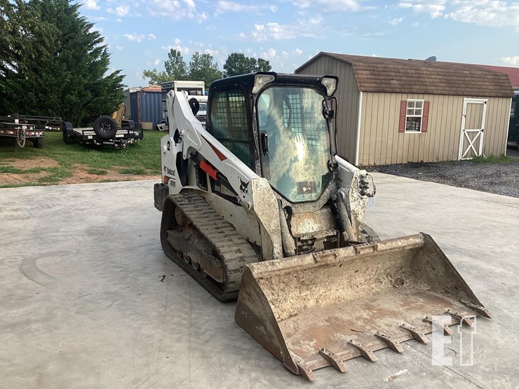 2020-bobcat-t595-image-6