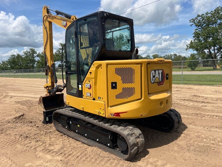 2022-caterpillar-306cr-image-2