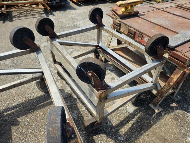 #2580-•-(2)-rolling-carts-image-2