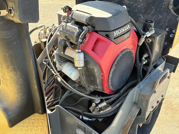 2018-wacker-neuson-rd12a-image-10