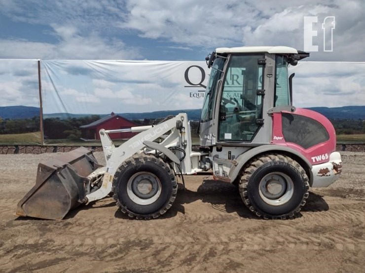 2012-takeuchi-tw65-image-1