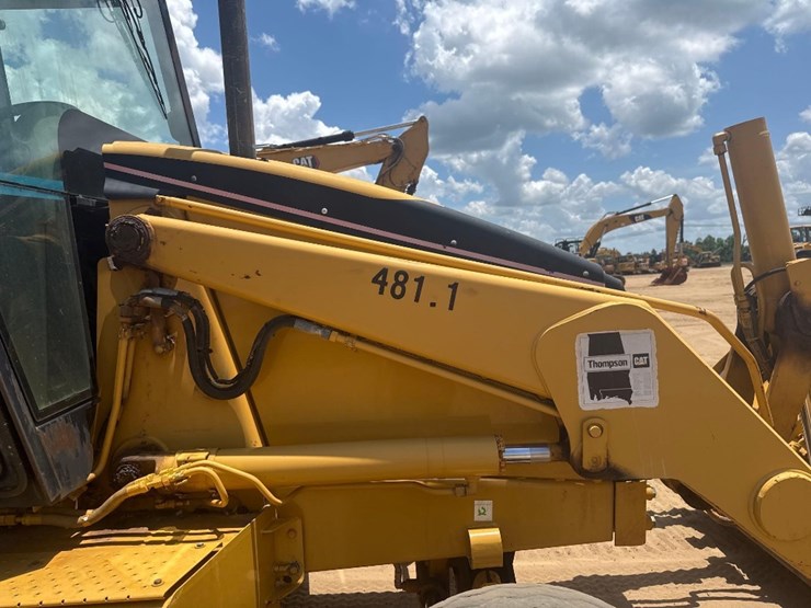 2003-caterpillar-420d-image-19