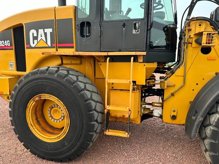 2006-caterpillar-924g-image-15