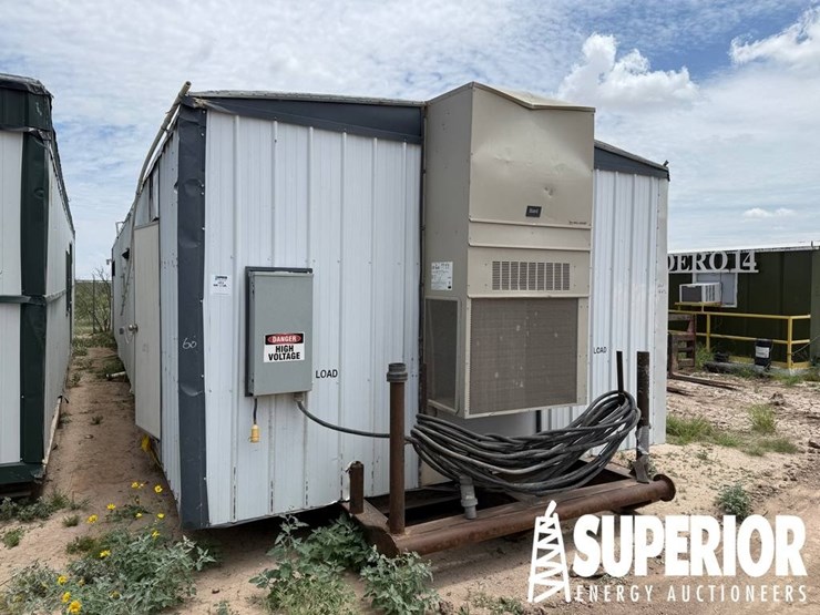 (r18-23a)-ameritech-14'w-x-56'l-crew-house,-w/-(2)-image-1