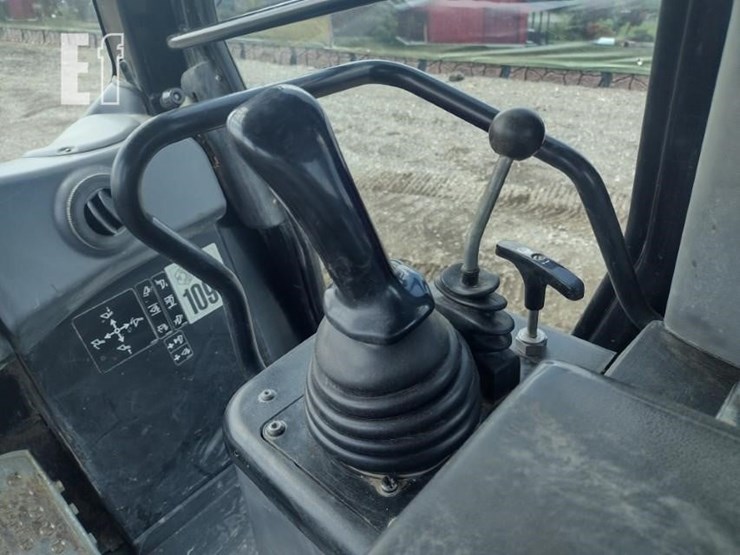 2006-caterpillar-953c-image-10