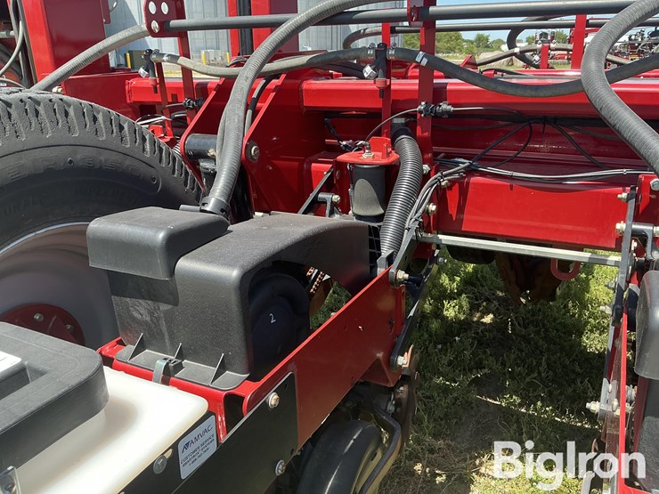 2013-case-ih-1250-image-19