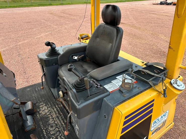 2007-komatsu-d39px-21-image-39