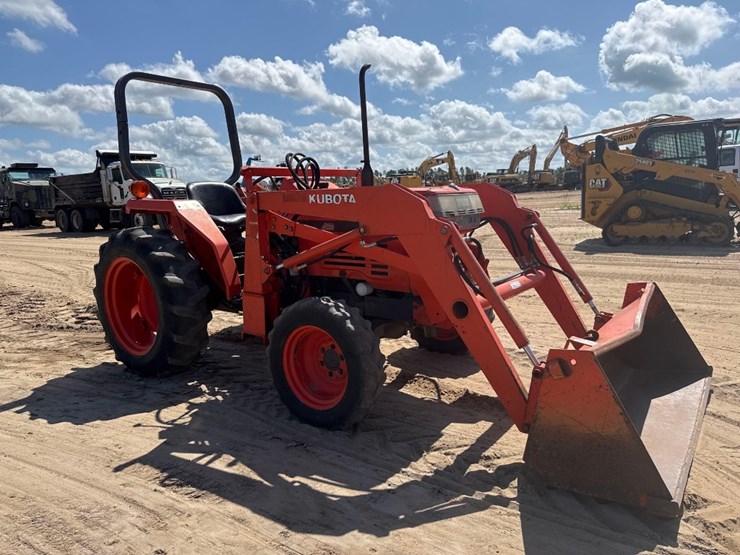 kubota-l2350-image-4