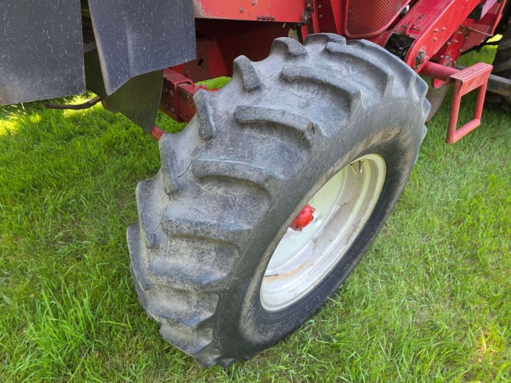 2002-case-ih-2388-image-57