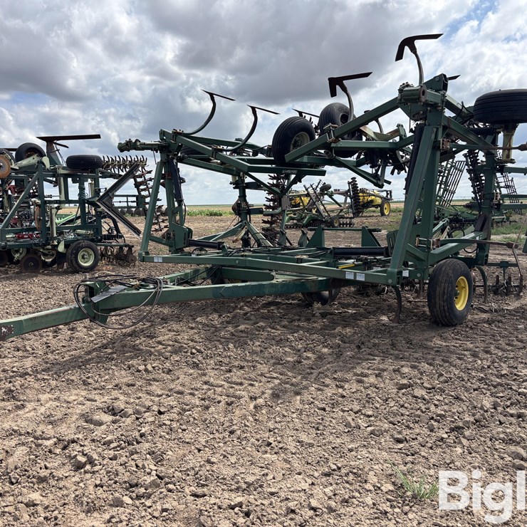 Orthman 35' Fallow Master Field Cultivator