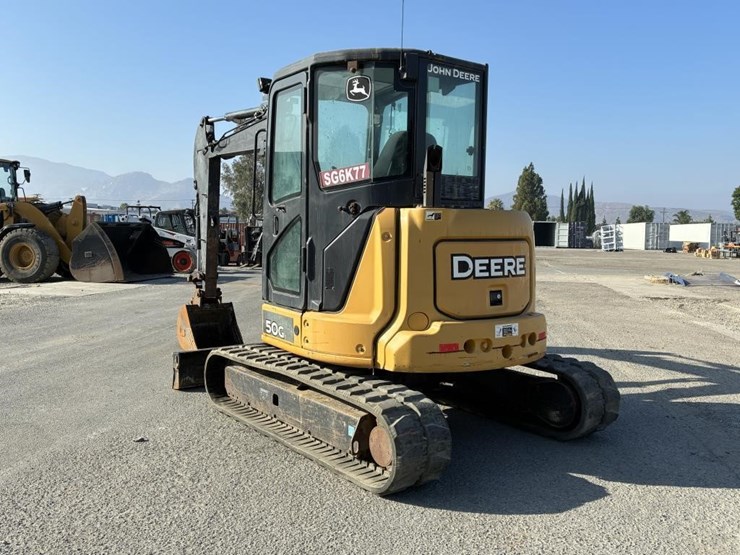 2014-deere-50g-image-4