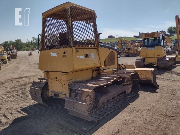 2004-deere-650h-image-43