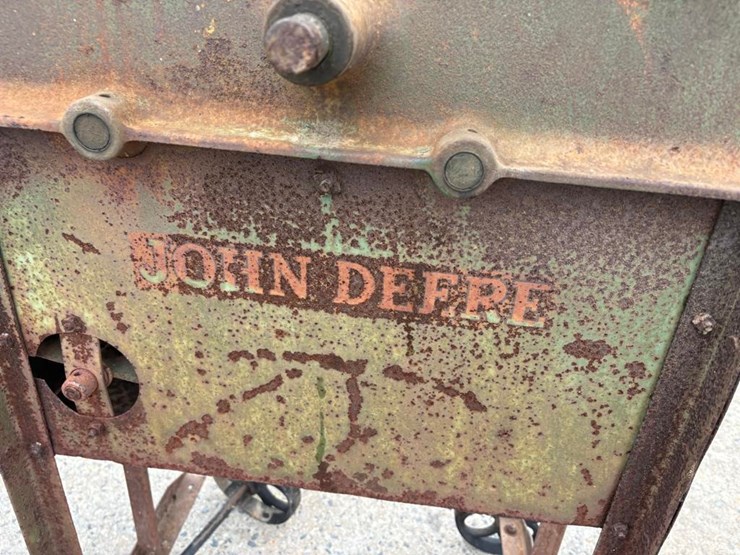 john-deere-corn-sheller-image-3