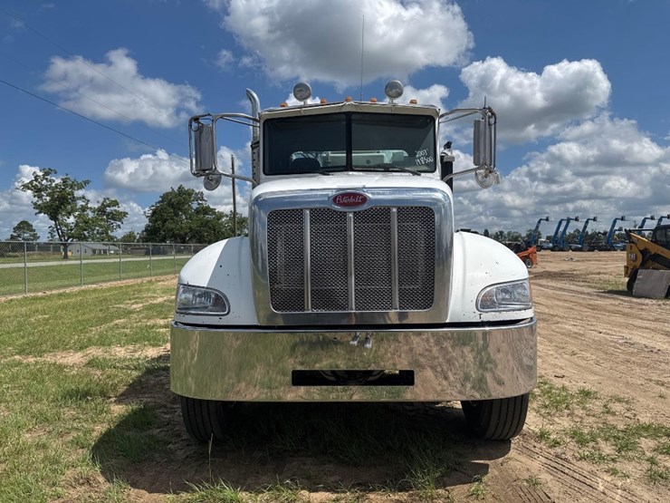 2007-peterbilt-pb335-lube-truck-image-3