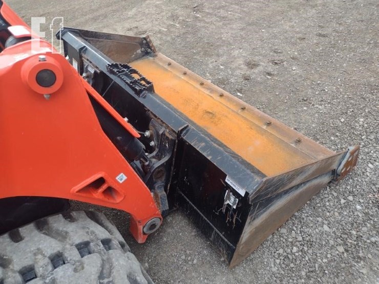 2024-kubota-svl97-2-image-17