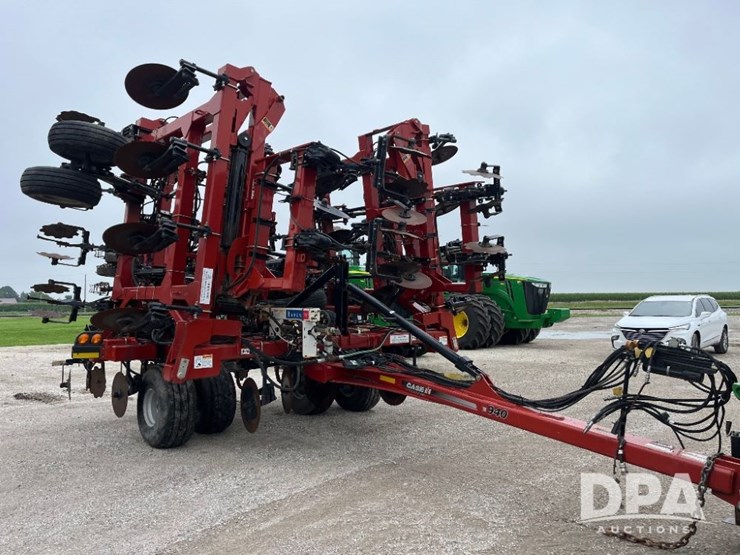 2016-caseih-940-nh3-tool-bar-(jn2532,-unit-561)-image-2