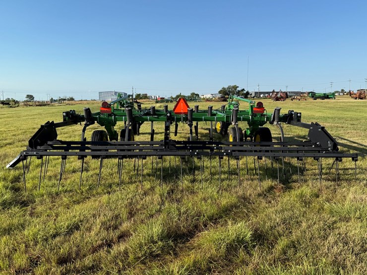 john-deere-2430-image-10