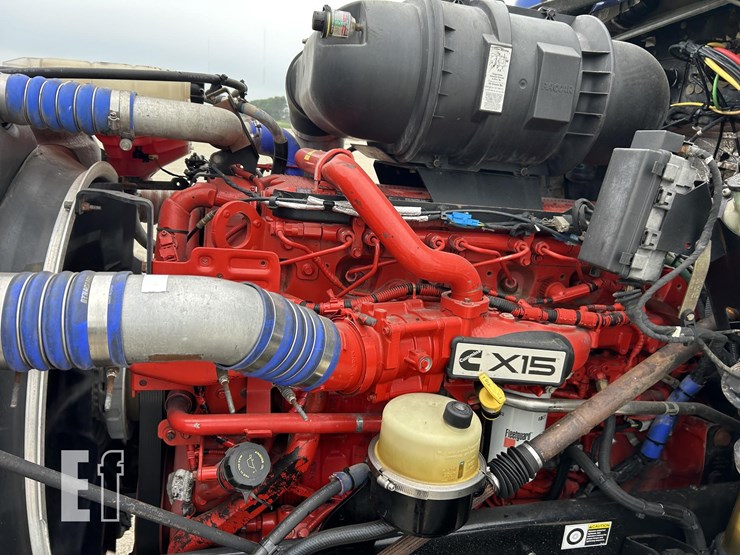 2019-kenworth-t800-image-33