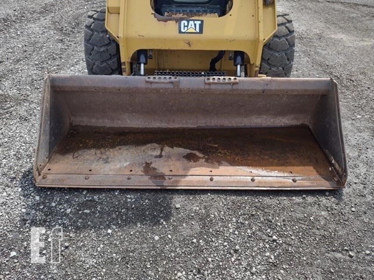 2018-caterpillar-246d-image-16