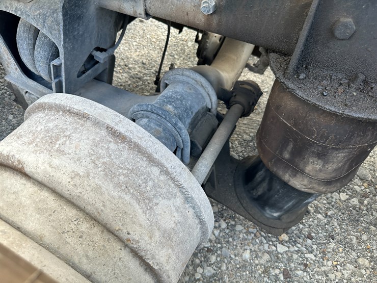 1999-mack-rd688s-image-27