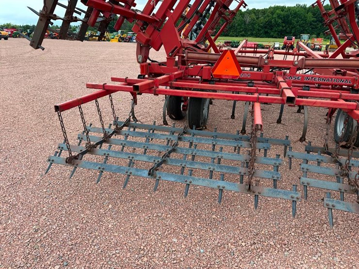 case-ih-4200-image-21