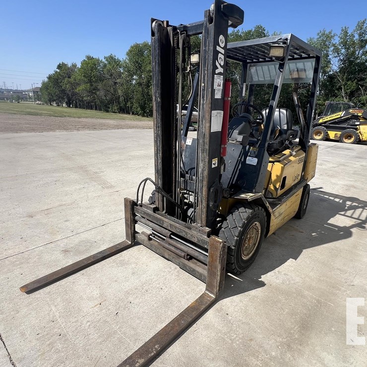 1997 YALE GDP050TF