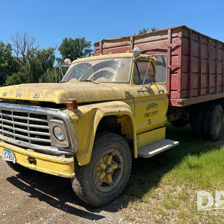1977 FORD F750