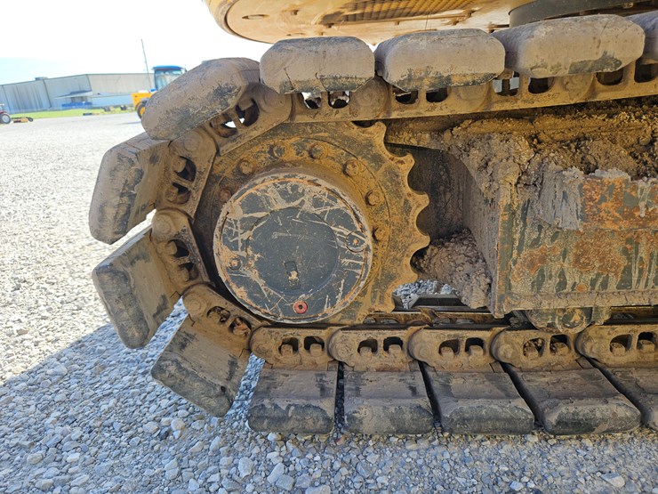 2017-komatsu-pc88mr-10-image-18