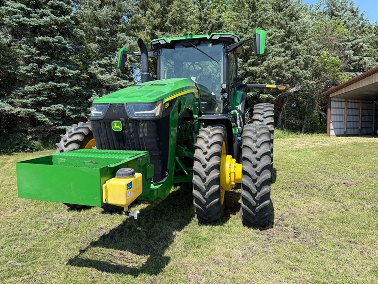 2021-john-deere-8r-340-image-5