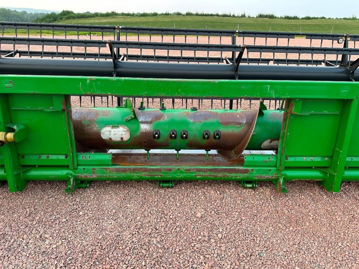 2009-john-deere-635f-image-11