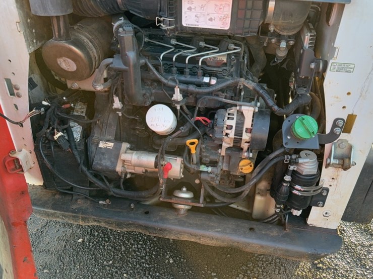 2019-bobcat-t595-image-11