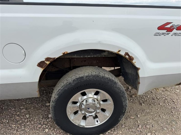 2008-ford-f250-image-12